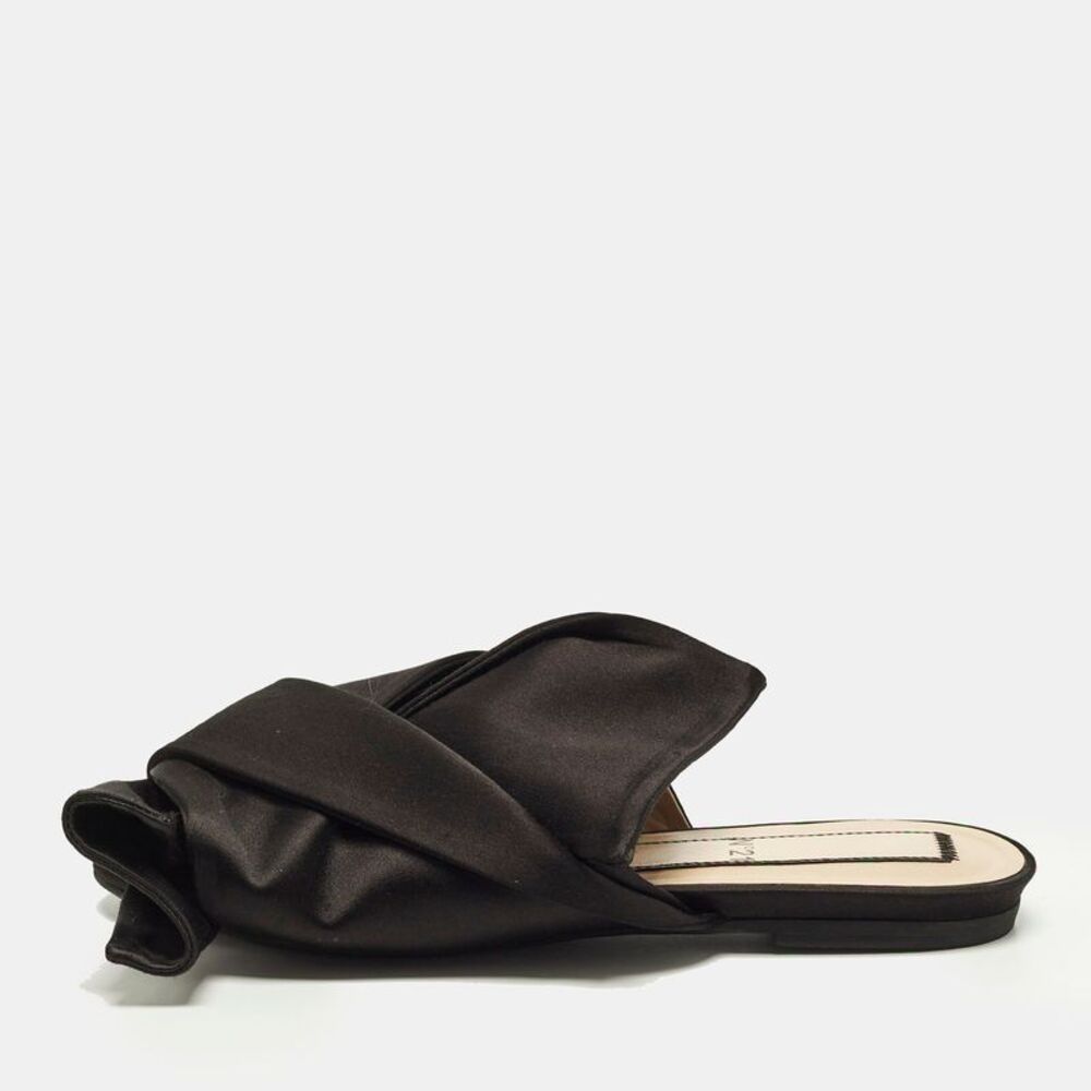N21 Knot Size 37 Black Satin Flat Slides